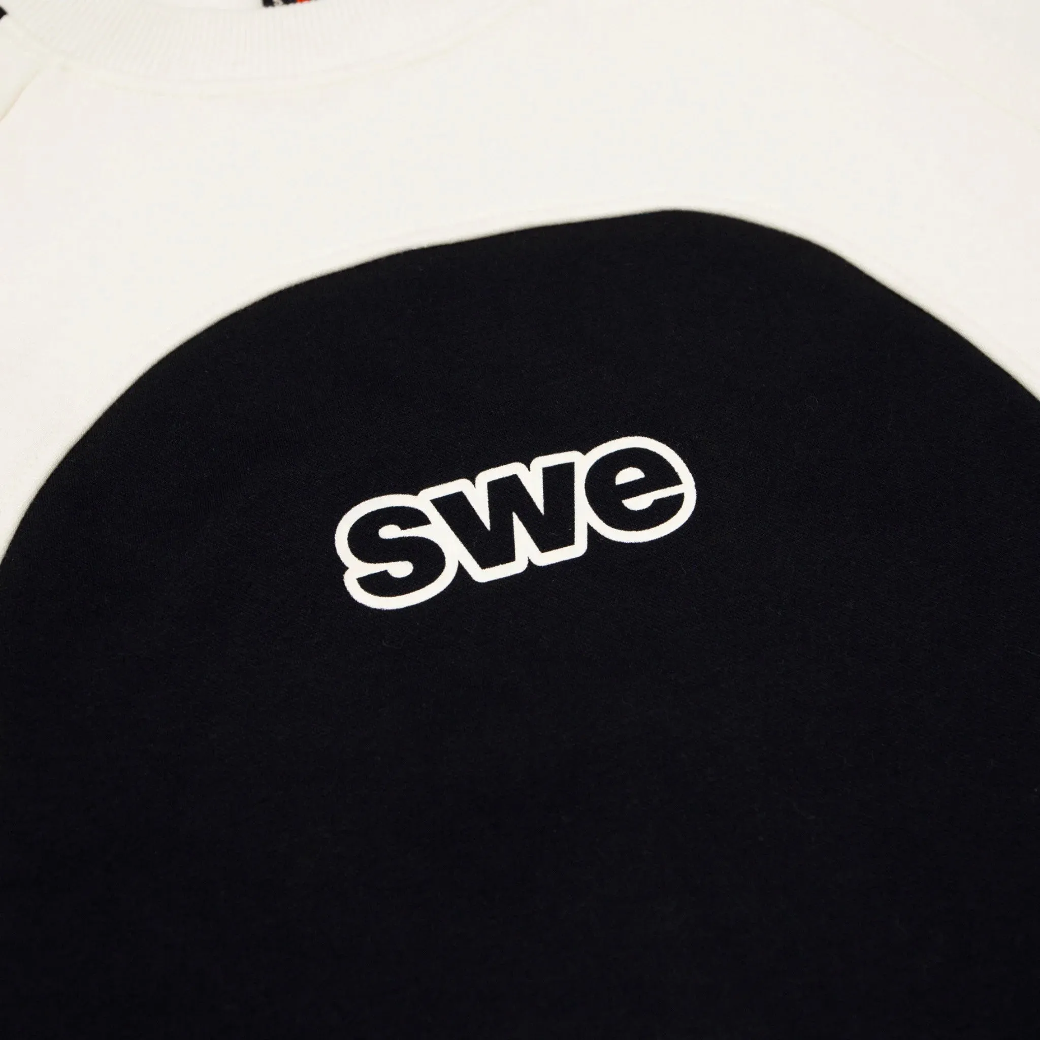 7TH SWEATER - BLACK