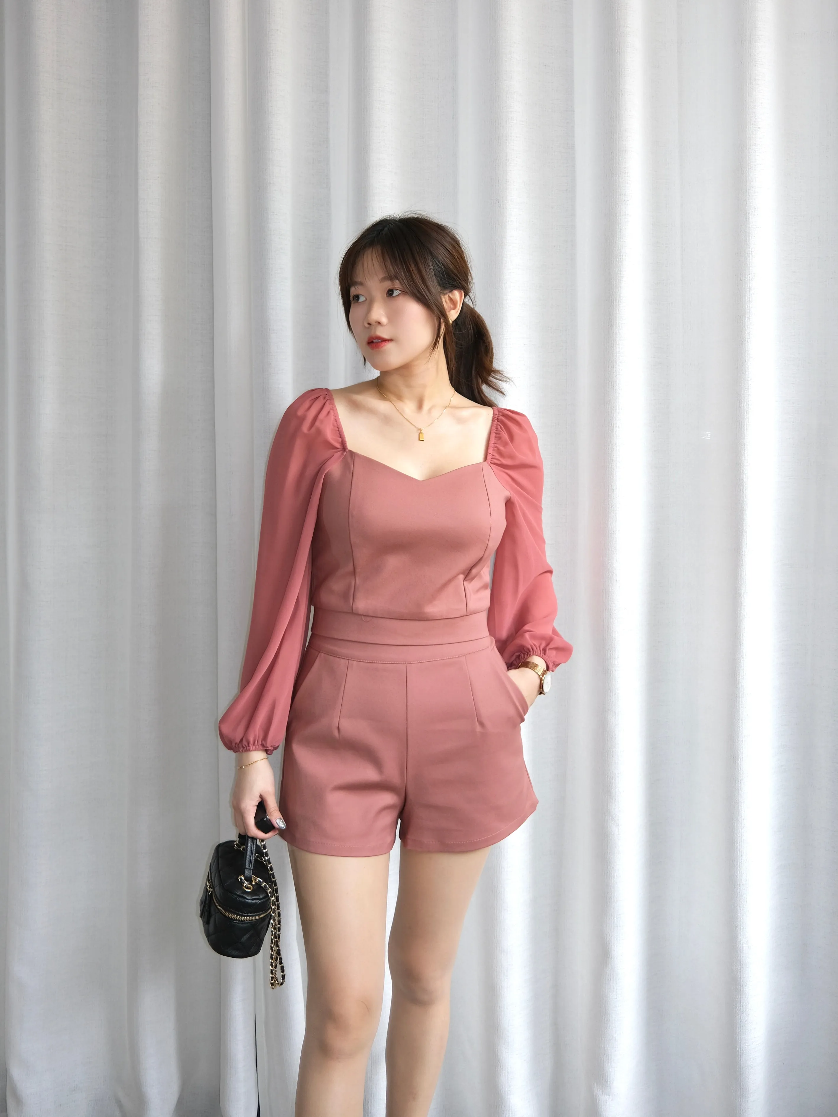 ACEWIN V-Shape High Waist Shorts (Size S-XL) 501759