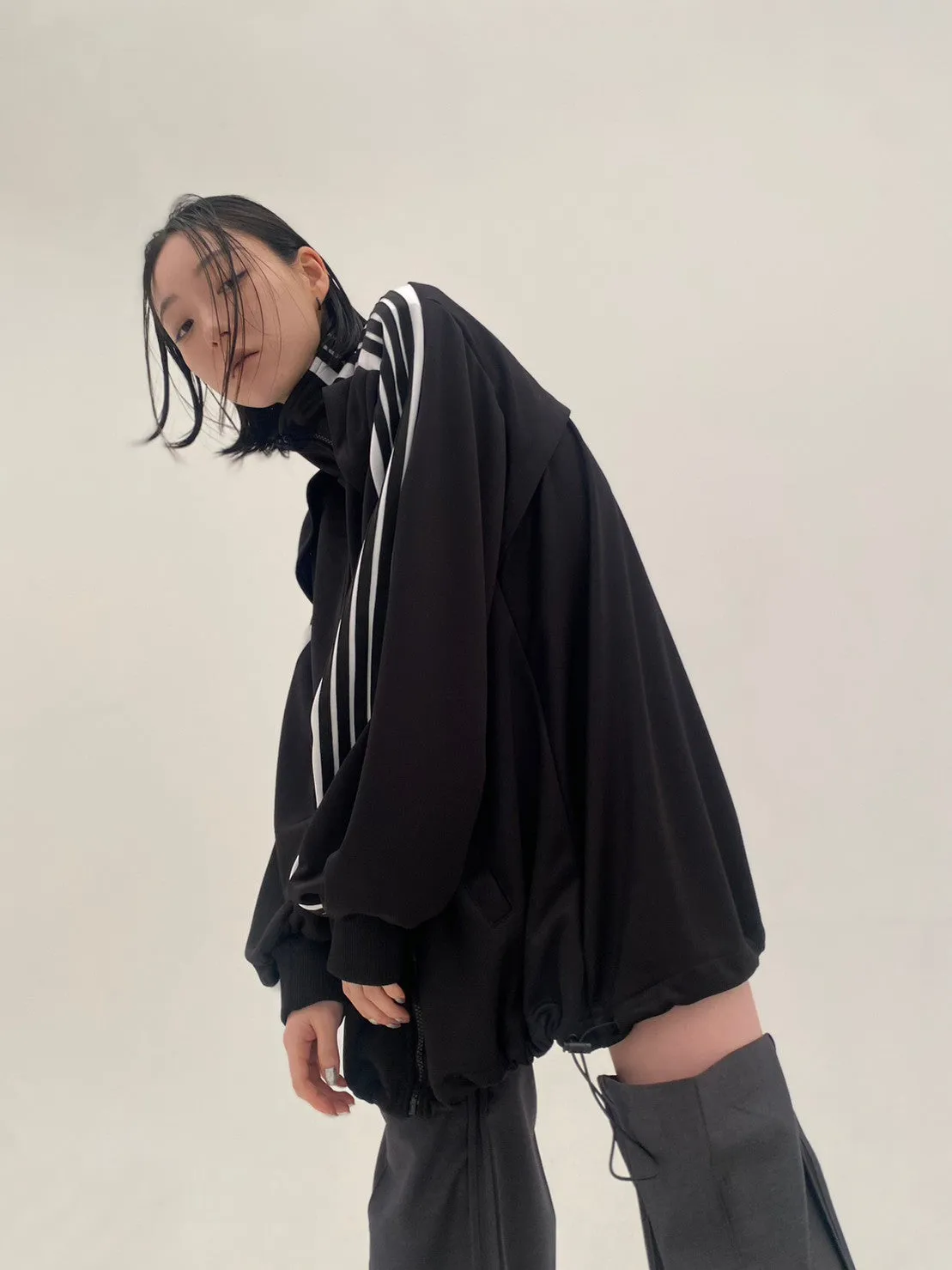 Angled Shape Track Jacket(Black)