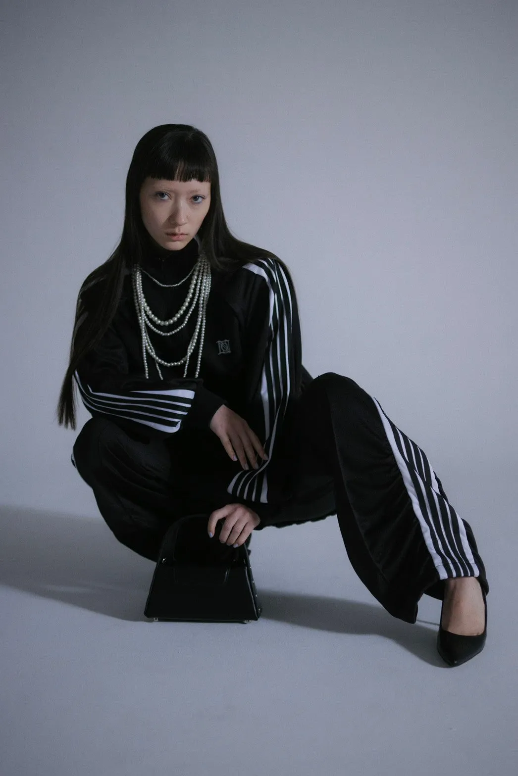 Angled Shape Track Jacket(Black)