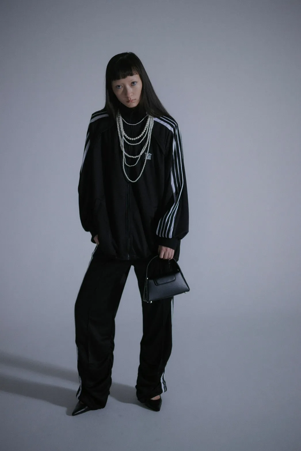 Angled Shape Track Jacket(Black)