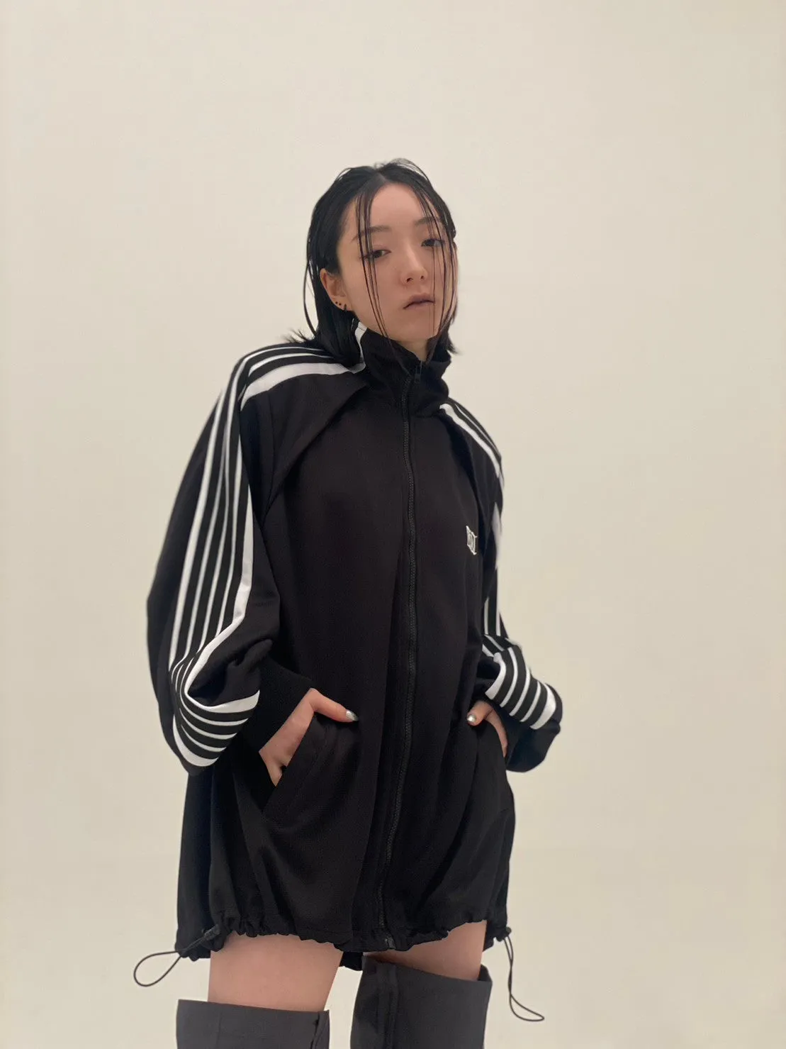 Angled Shape Track Jacket(Black)