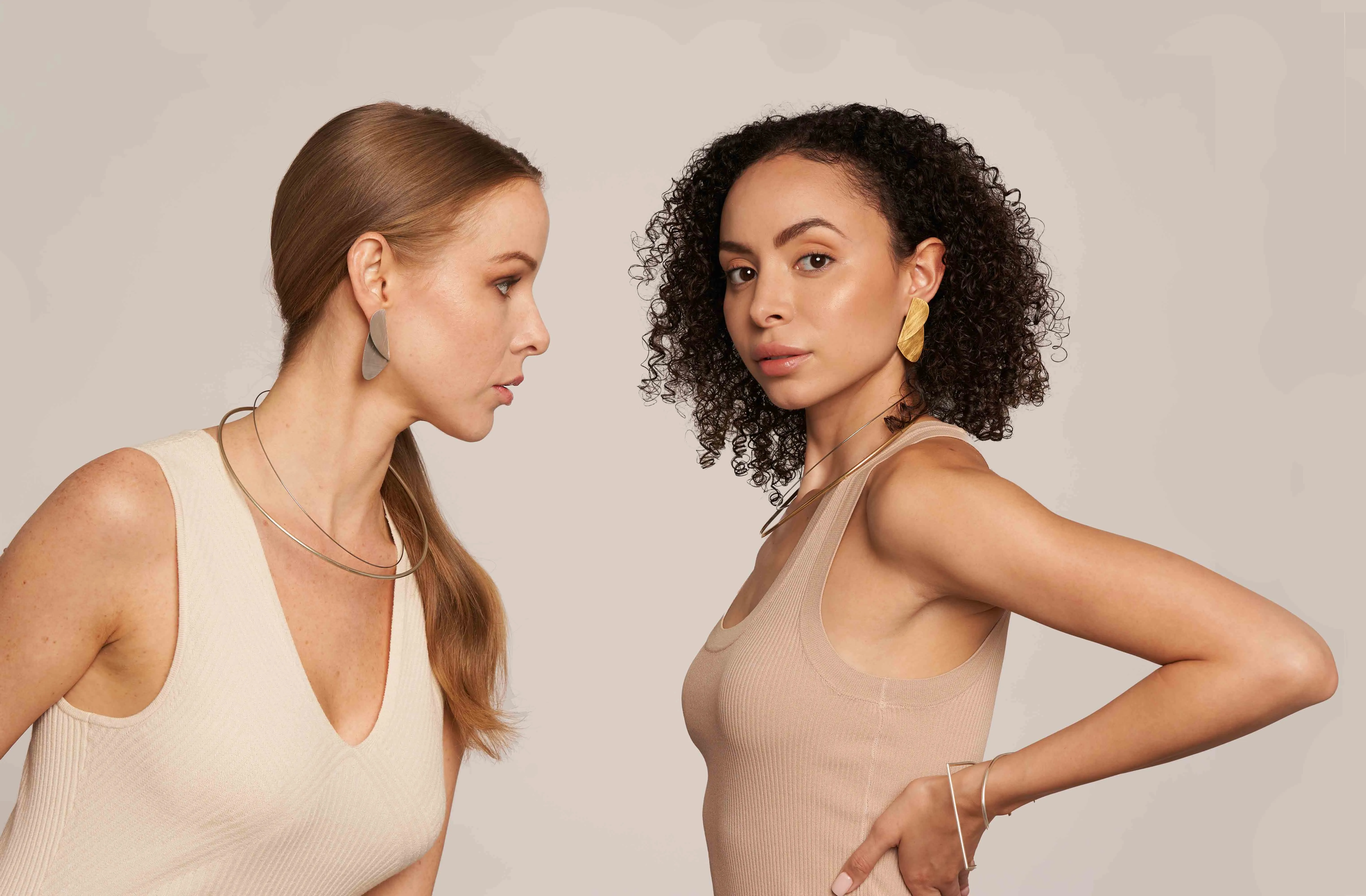 Gold Asymmetrical Wire Collar
