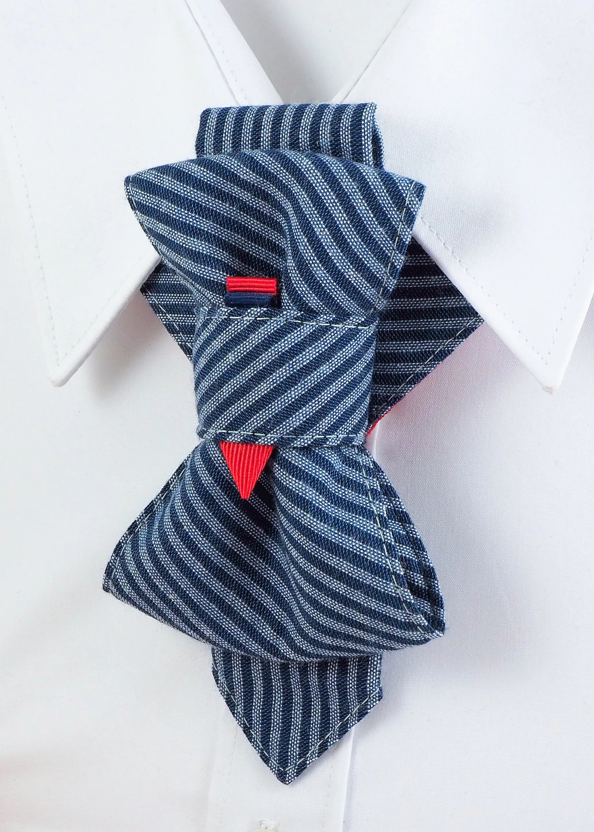 HOPPER TIE DIRECTION VI