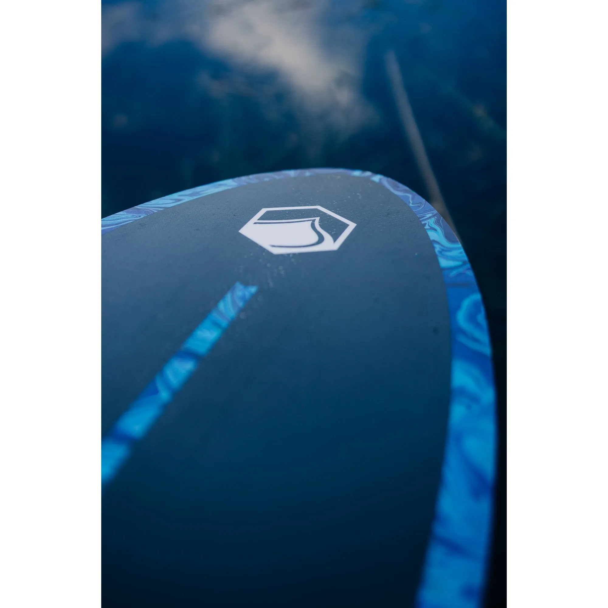 Liquid Force 2023 Reign Pro Skim Wakesurfer