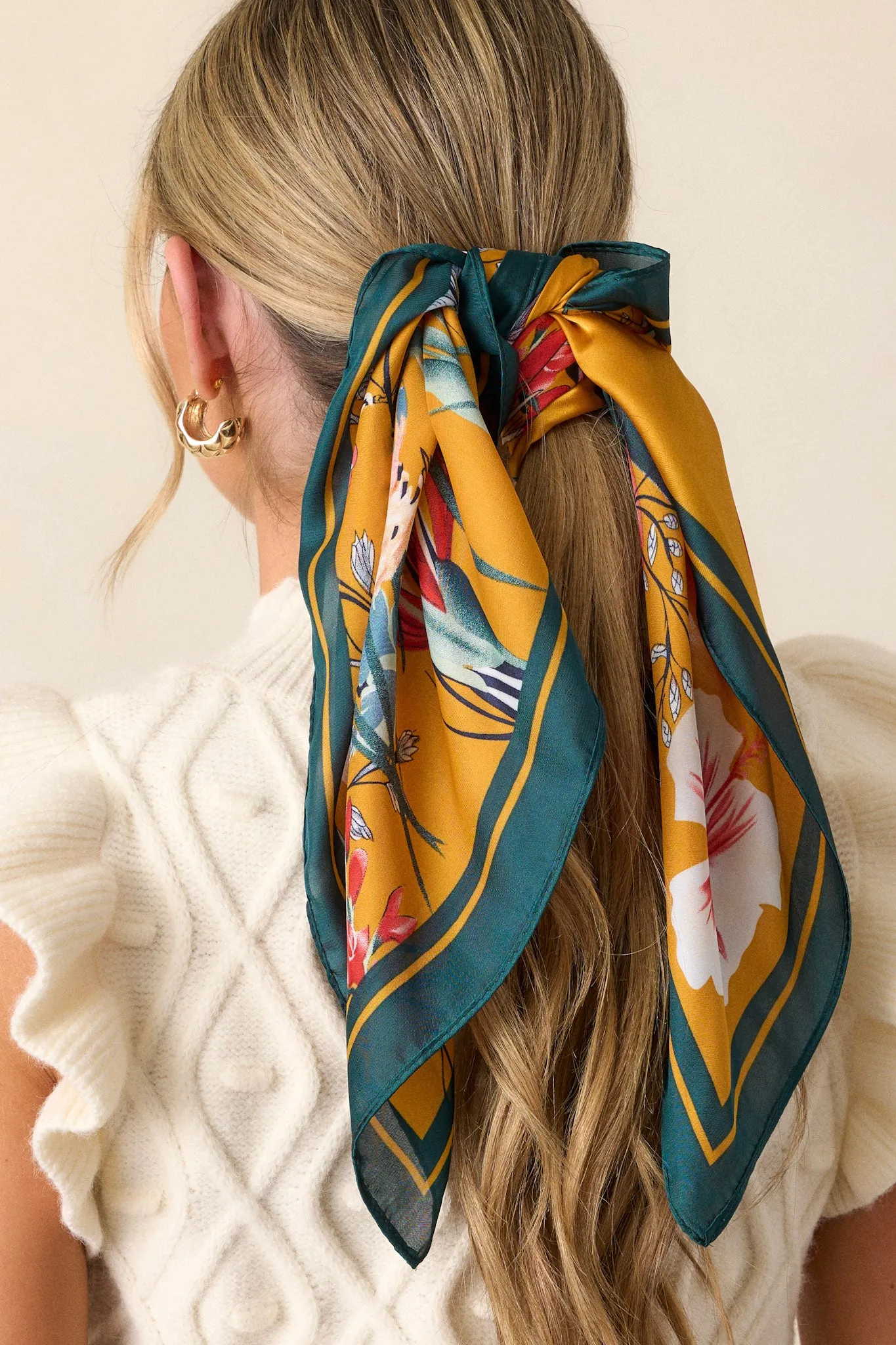 Simple Twist of Fate Green Floral Print Scarf